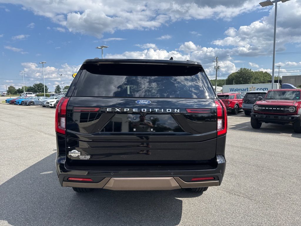 2025 Ford Expedition King Ranch photo 3