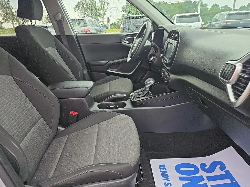 2020 Kia Soul S photo 19