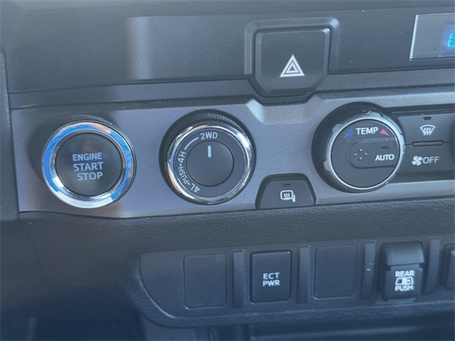 2022 Toyota Tacoma TRD Sport 4x4 photo 31