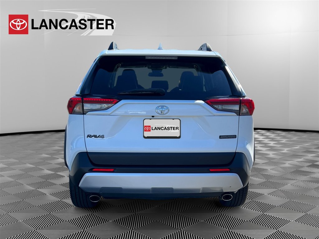 2022 Toyota RAV4 Adventure photo 4