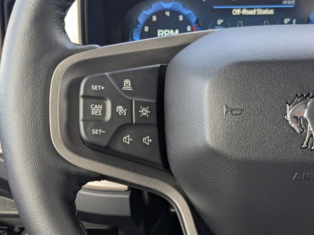2025 Ford Bronco Outer Banks photo 25
