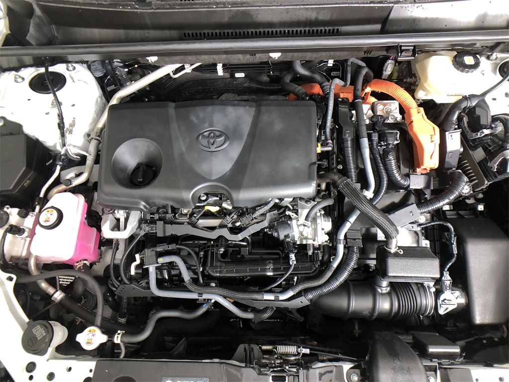 2022 Toyota RAV4 Hybrid XLE Premium photo 9