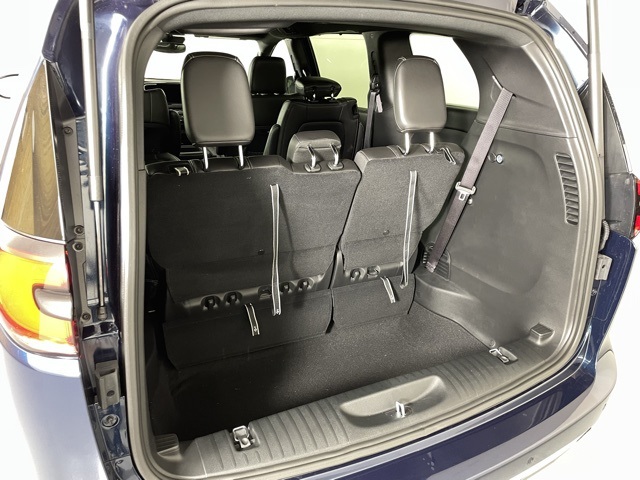 2025 Chrysler Pacifica photo 40