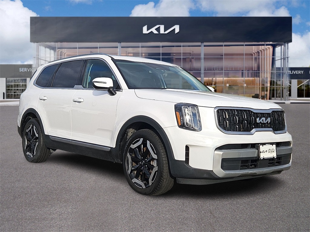 2023 Kia Telluride EX's photo