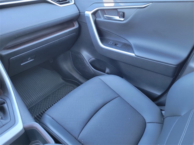2023 Toyota RAV4 Hybrid Limited photo 12