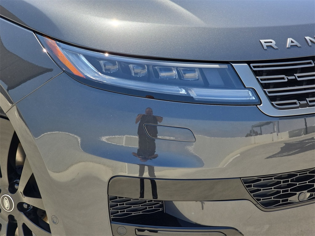 2025 Land Rover Range Rover Sport SE photo 27
