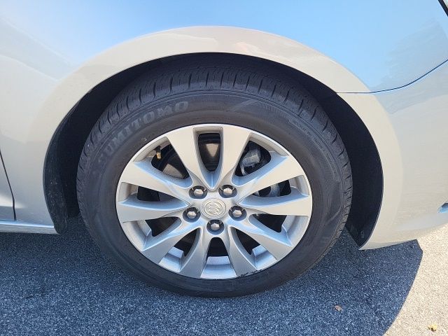 2015 Buick LaCrosse Base photo 15