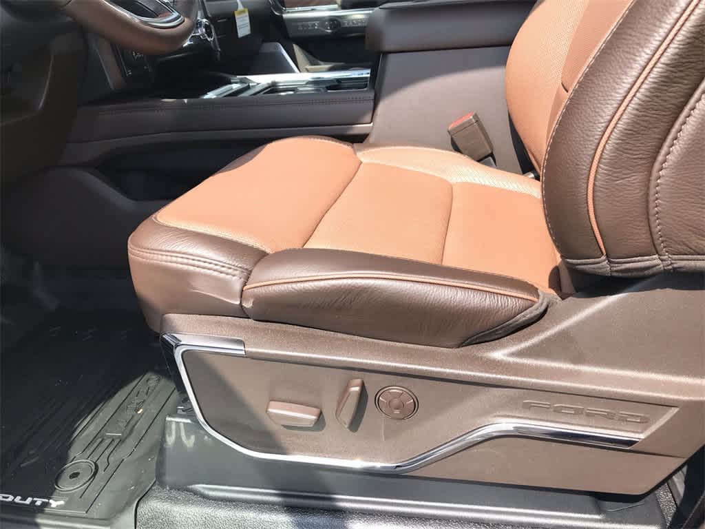 2025 Ford F-350 King Ranch photo 12