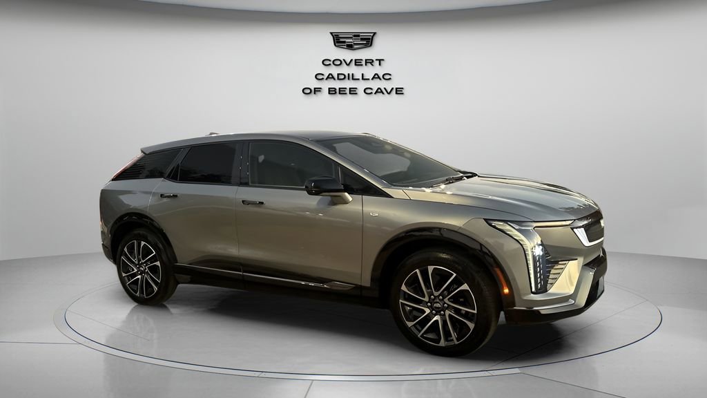 2025 Cadillac OPTIQ Sport 2's photo