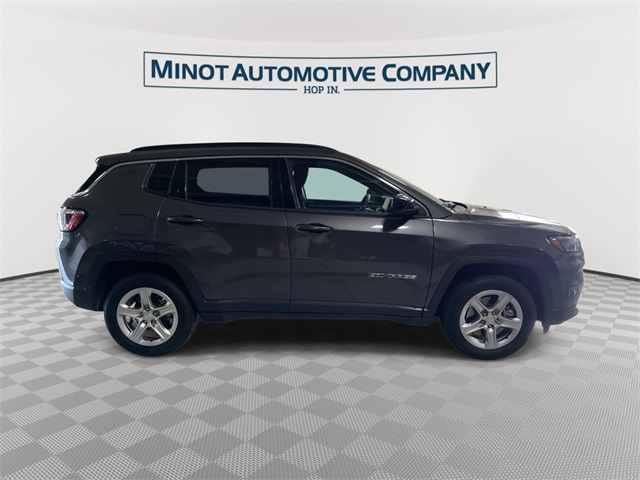 2024 Jeep Compass Latitude photo 5
