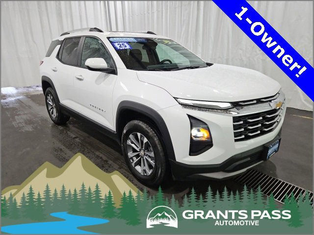 2025 Chevrolet Equinox LT's photo