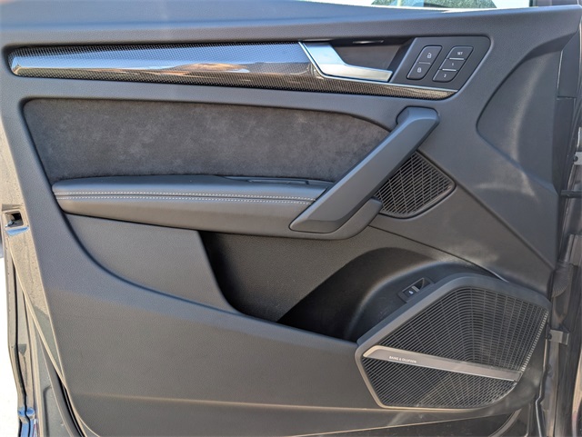 2020 Audi SQ5 Premium Plus photo 12