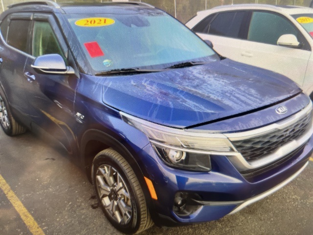 2021 Kia Seltos EX photo 2