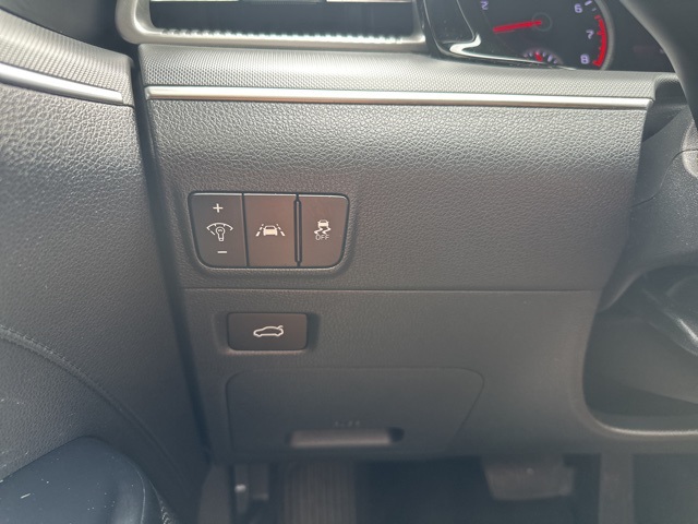 2022 Kia K5 GT-Line photo 20