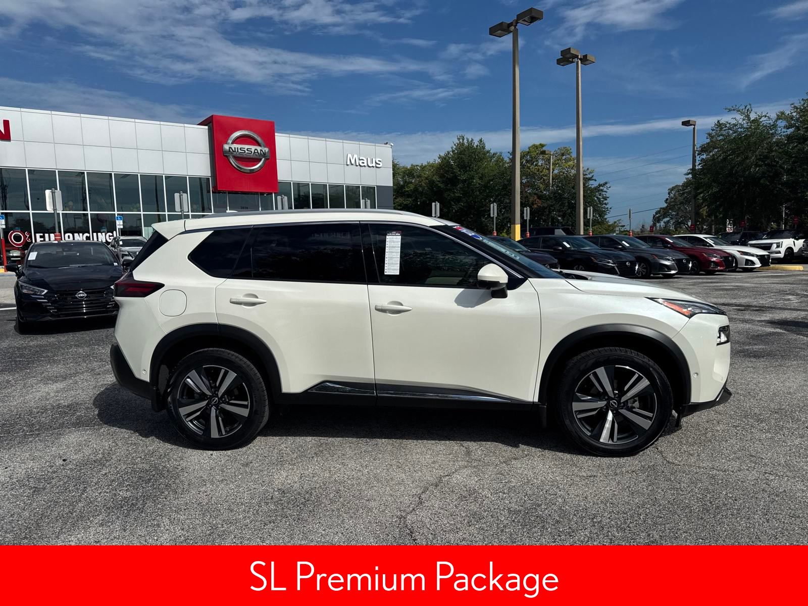 2023 Nissan Rogue SL photo 4