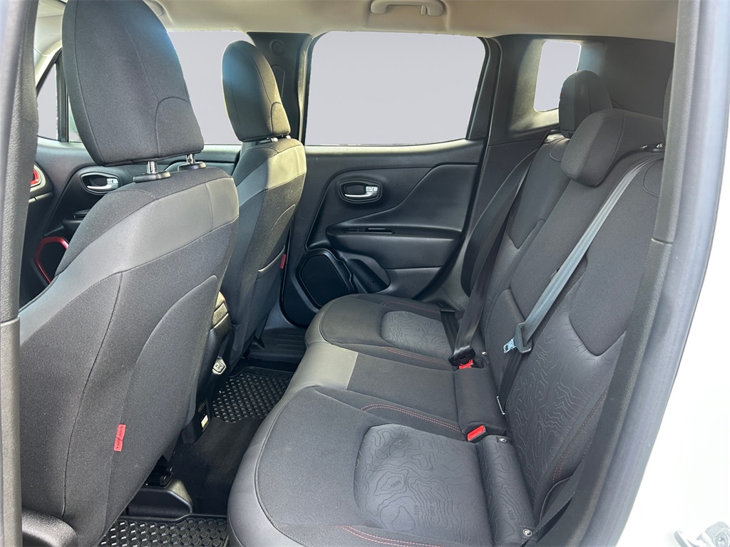 2019 Jeep Renegade Trailhawk photo 15