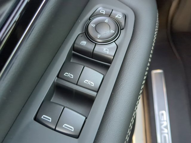2025 Gmc Yukon photo 11