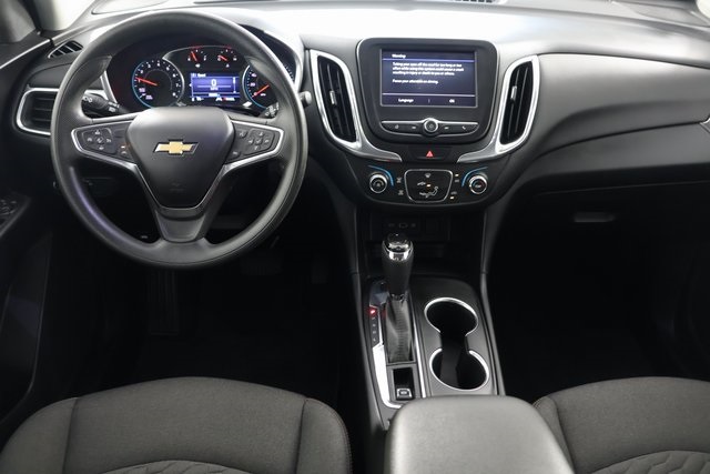 2021 Chevrolet Equinox LT photo 2