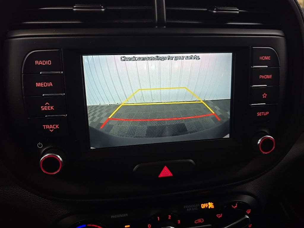 2021 Kia Soul LX photo 17