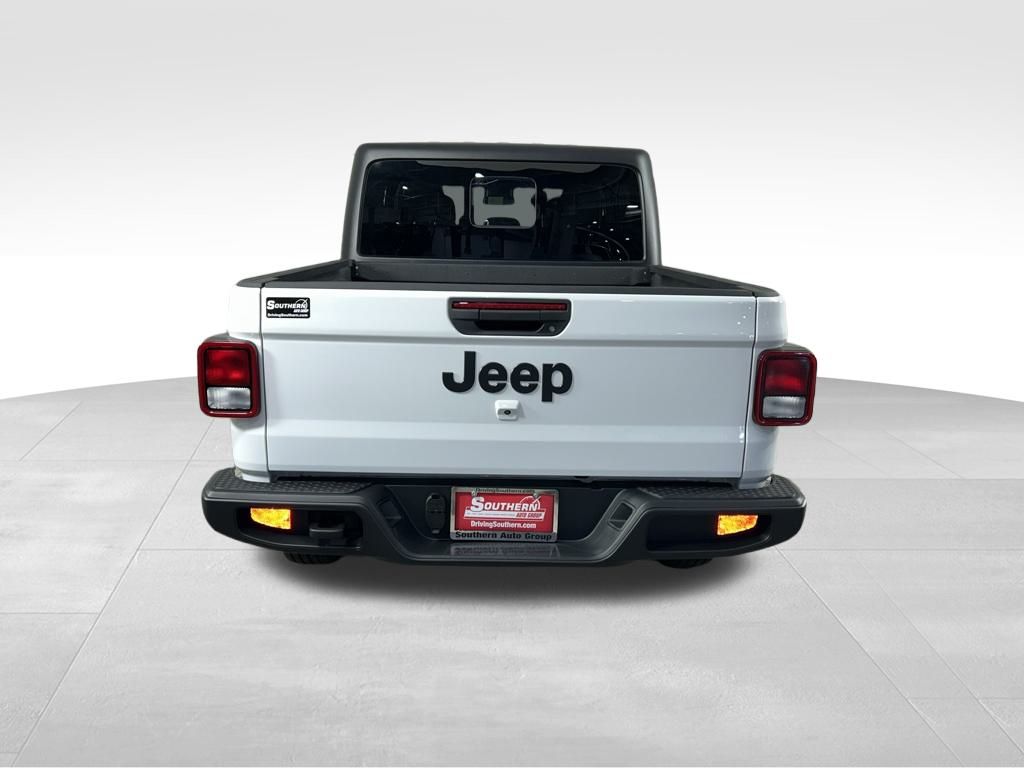 2024 Jeep Gladiator Sport S photo 5