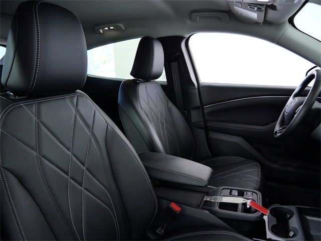 2025 Ford Mustang Mach-E Select photo 10
