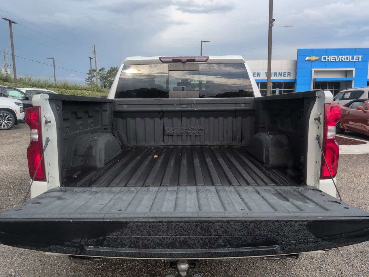 2020 Chevrolet Silverado 1500 High Country photo 13