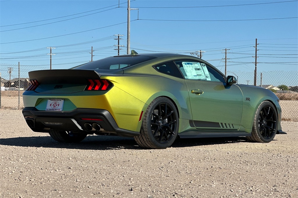 2025 Ford Mustang GT Premium photo 4