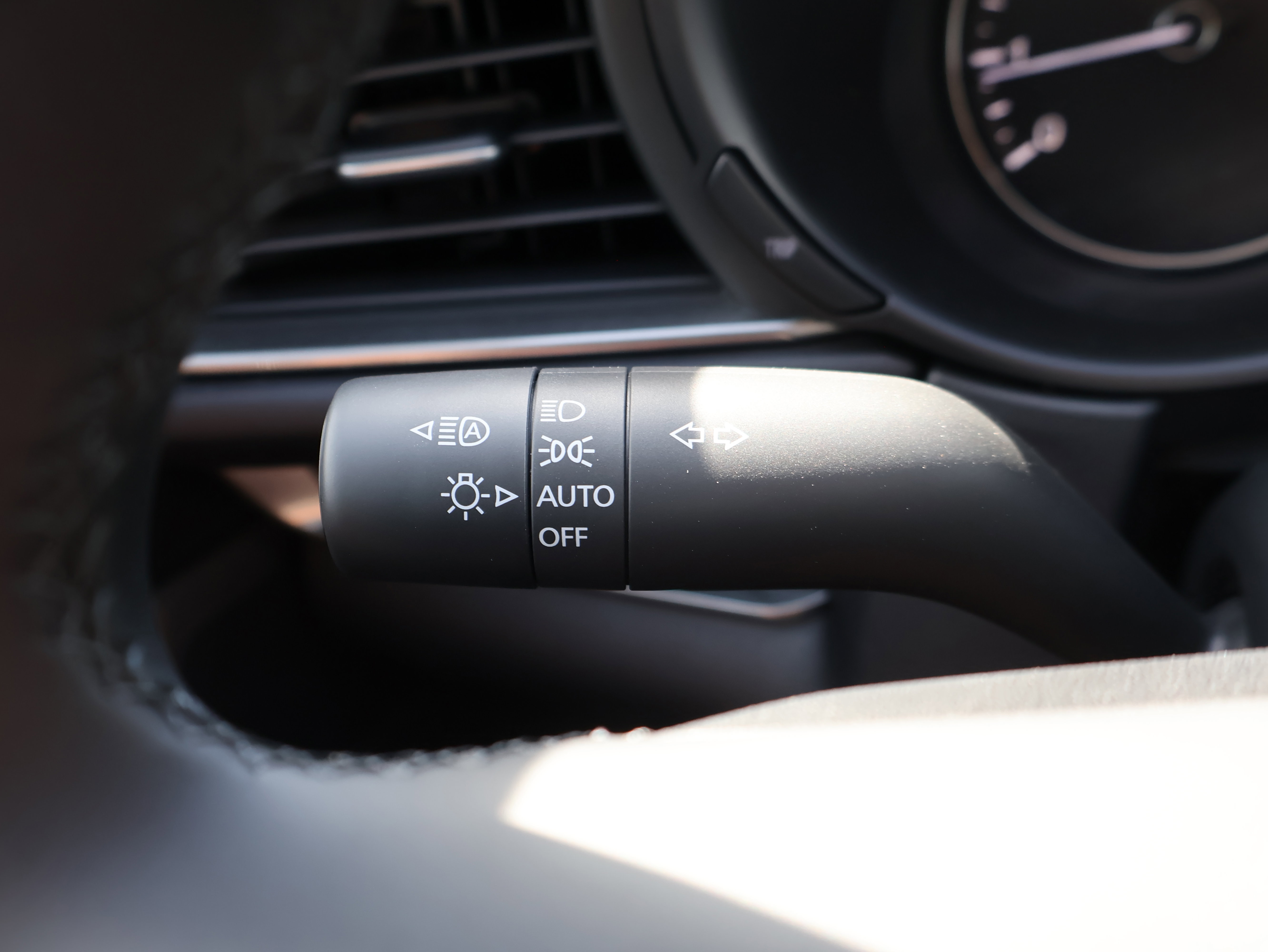 2025 Mazda CX-30 2.5 Select Sport photo 13