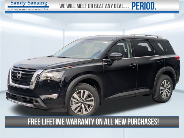 2025 Nissan Pathfinder SL