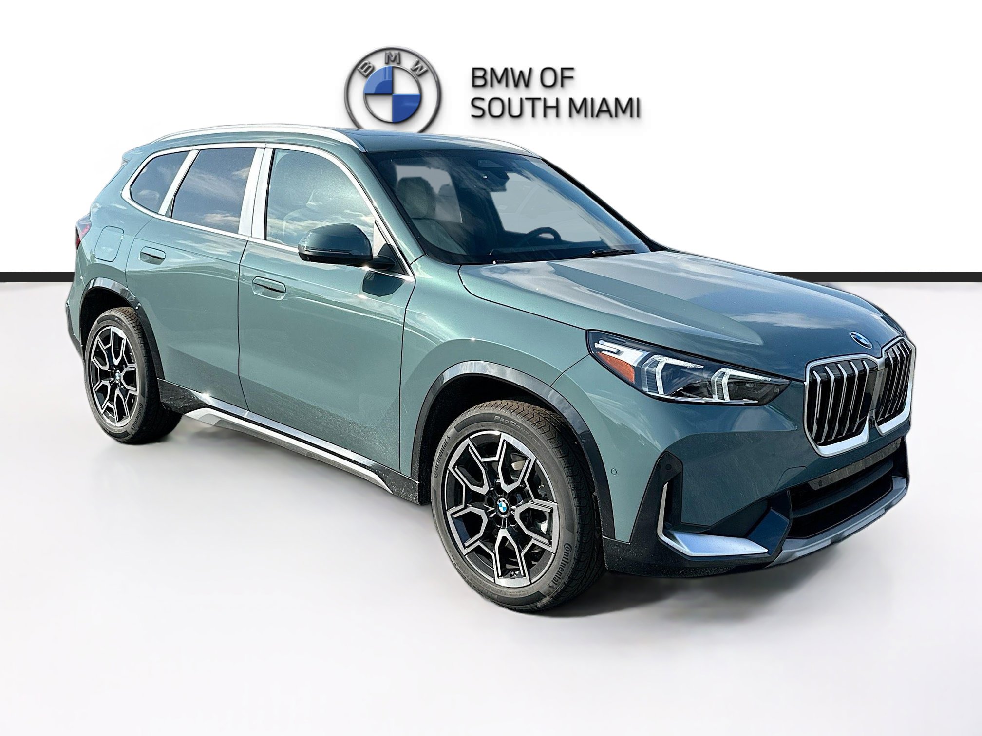 2026 BMW X1 28i's photo