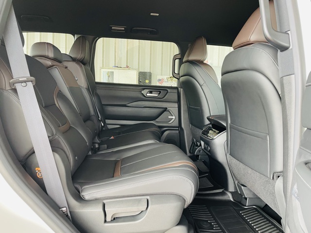 2026 Nissan Armada SL photo 18