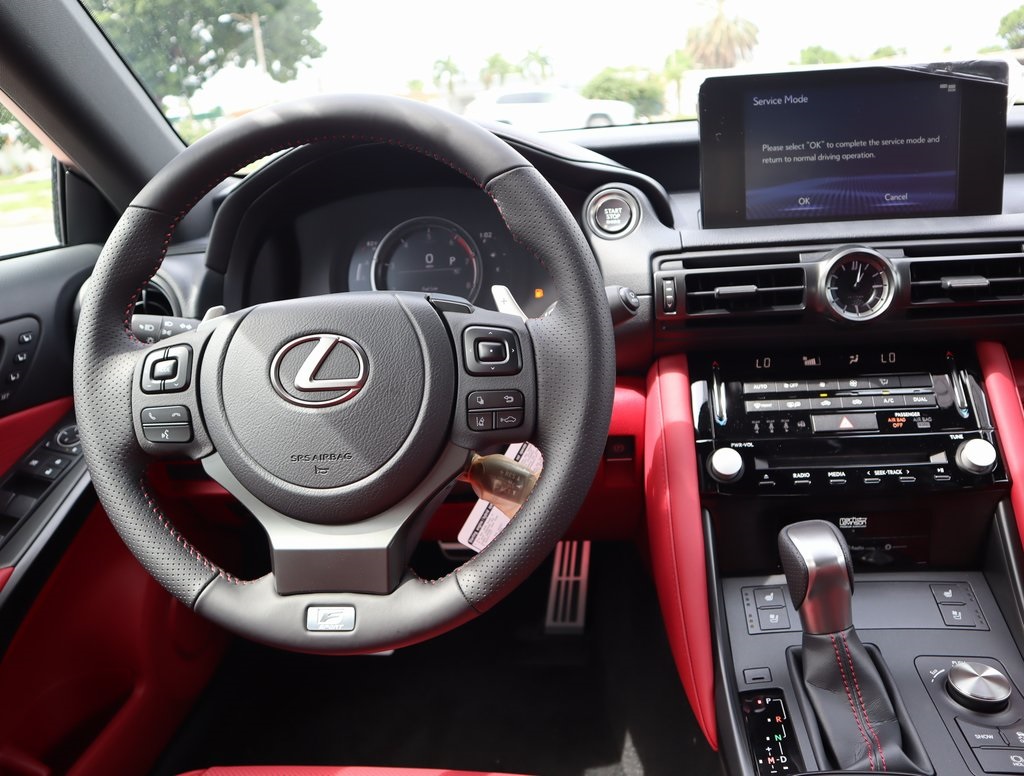 2025 Lexus IS 300 F SPORT photo 34