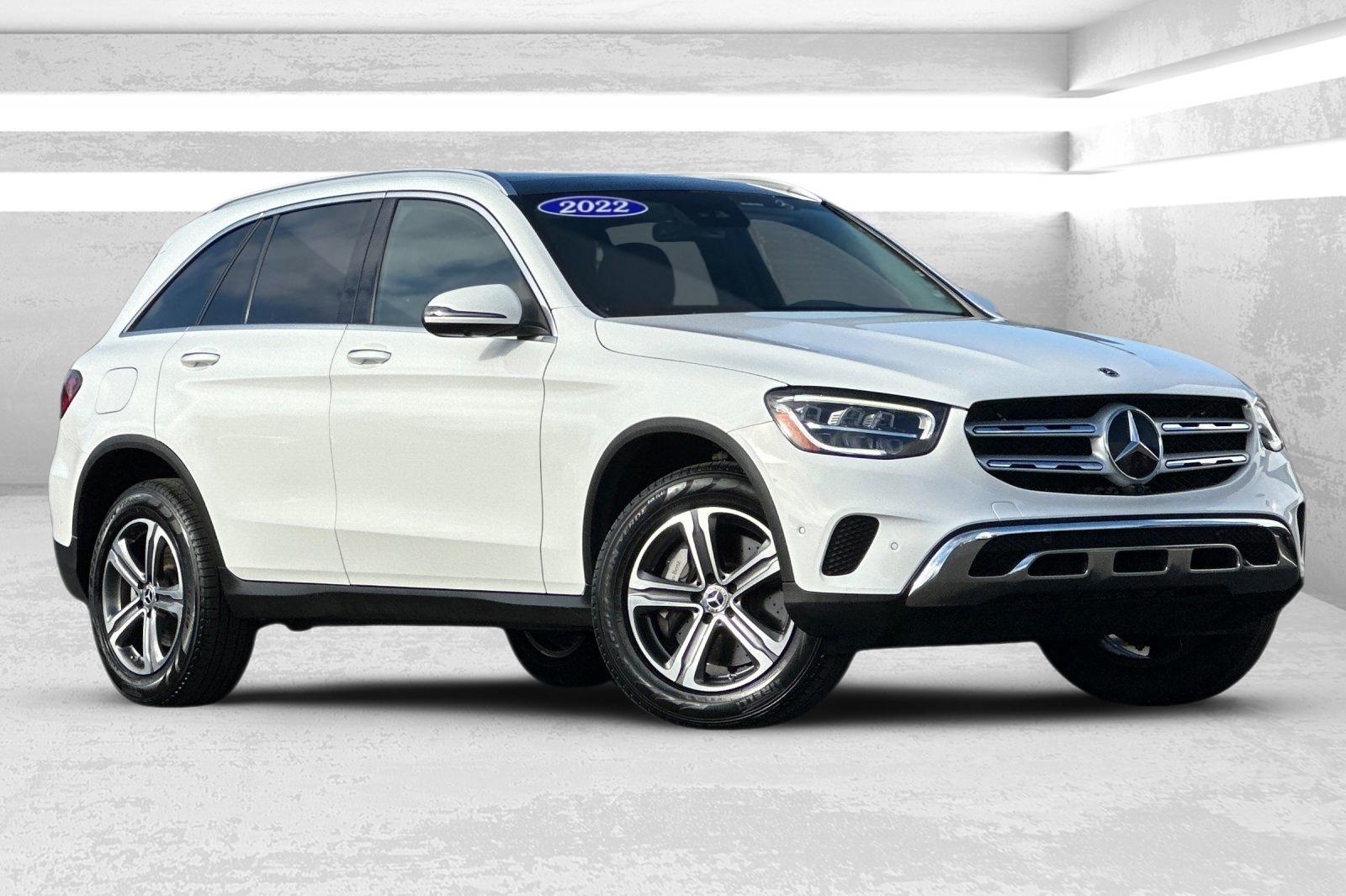 2022 Mercedes-Benz GLC GLC300's photo