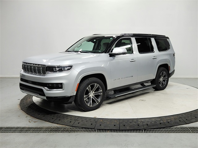 2022 Jeep Grand Wagoneer I photo 3