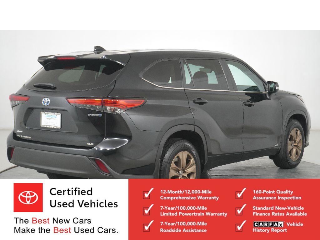 2023 Toyota Highlander Hybrid Bronze Edition photo 3