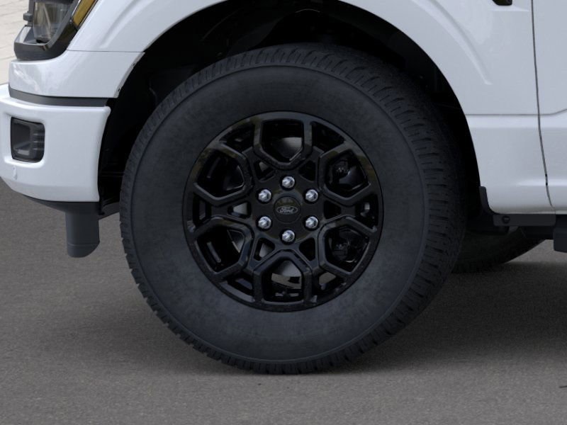 2025 Ford F-150 XLT photo 18