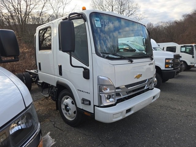 2024 Chevrolet Low Cab Forward 4500 NA