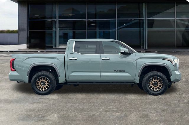 2024 Toyota Tundra Limited photo 3