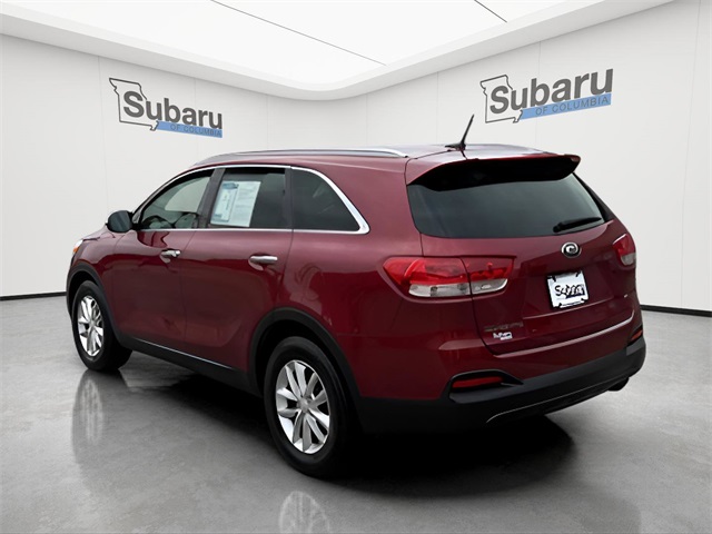 2017 Kia Sorento LX photo 5
