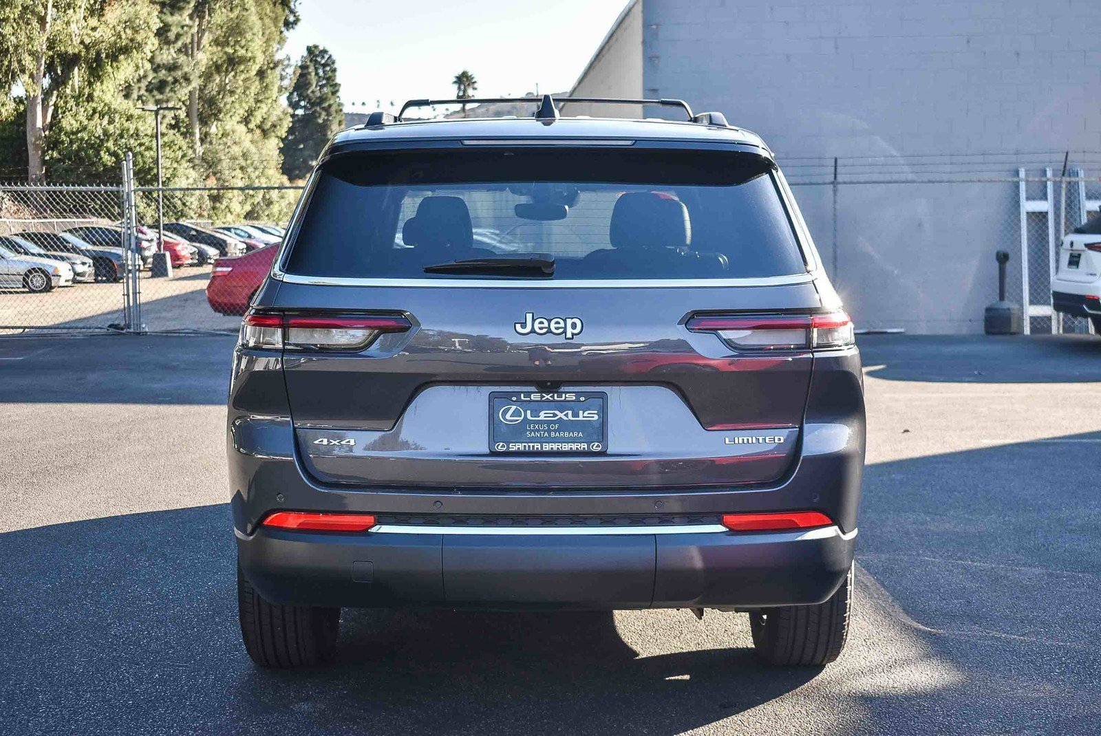 2024 Jeep Grand Cherokee Limited photo 3