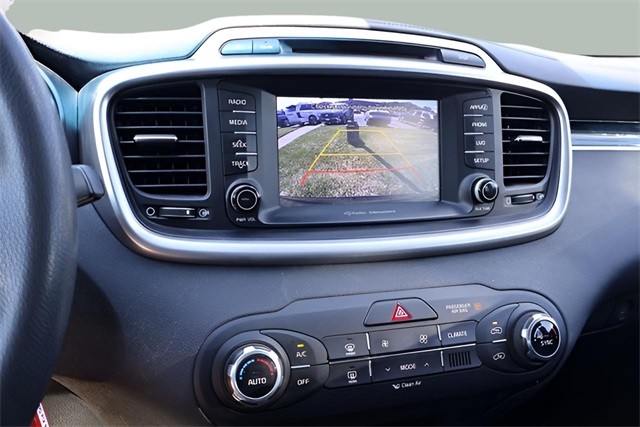 2018 Kia Sorento LX photo 10