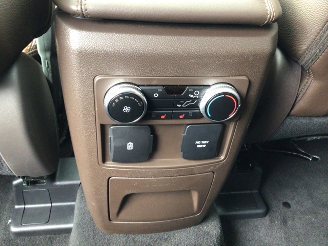 2022 Ford Explorer King Ranch photo 22
