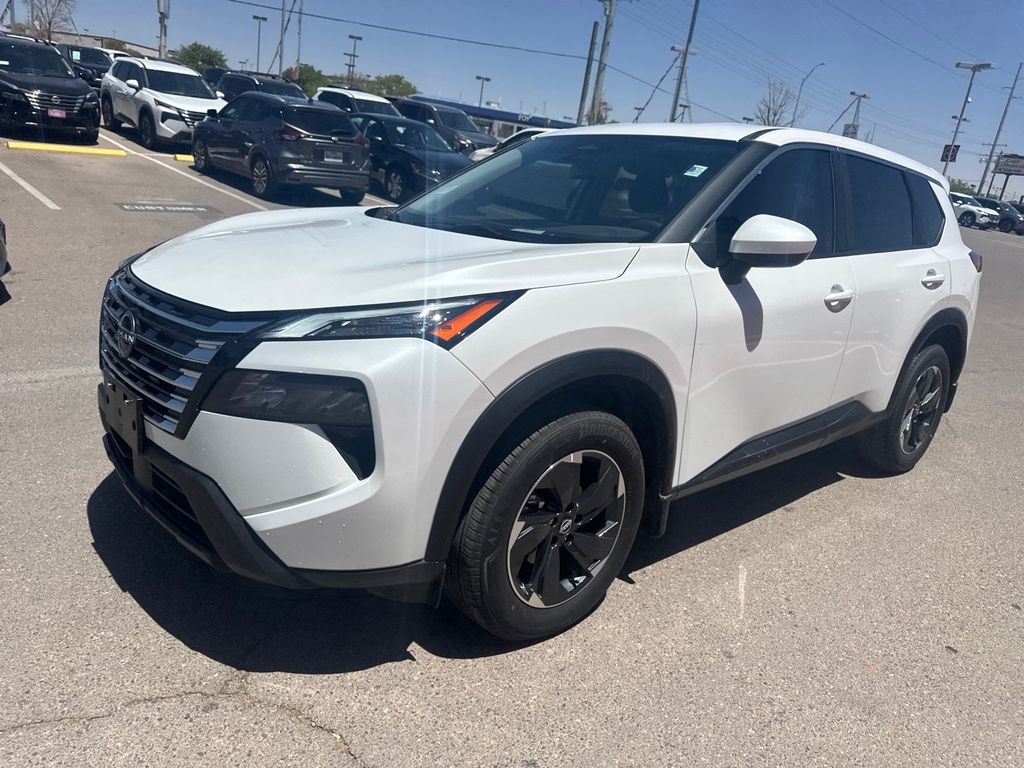 2024 Nissan Rogue SV photo 18