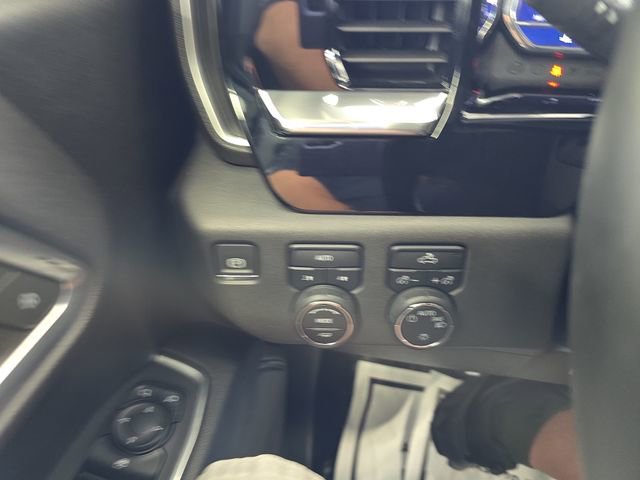 2023 Chevrolet Silverado 1500 LT photo 18