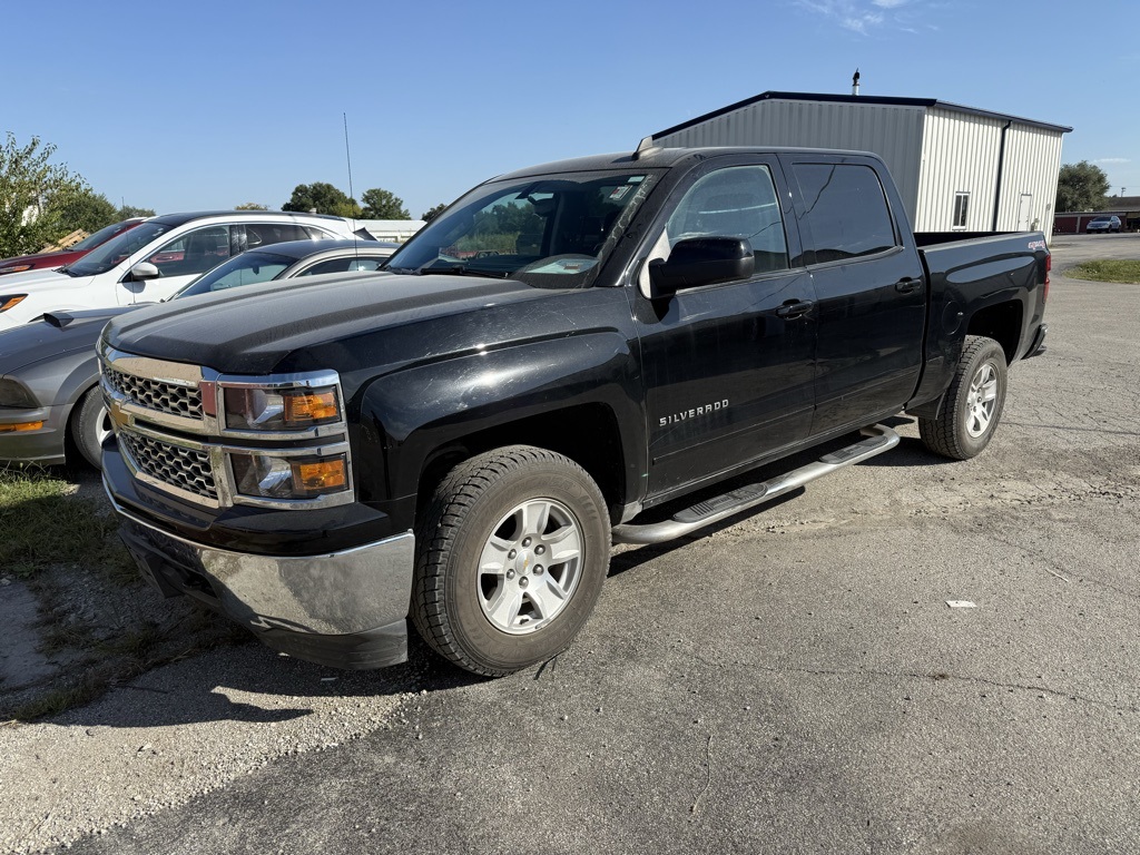 2015 Chevrolet Silverado 1500 LT photo 3