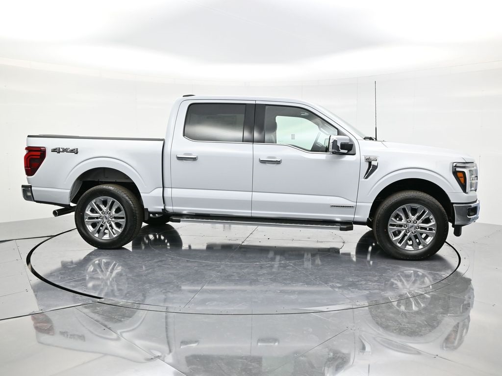 2025 Ford F-150 Lariat photo 4