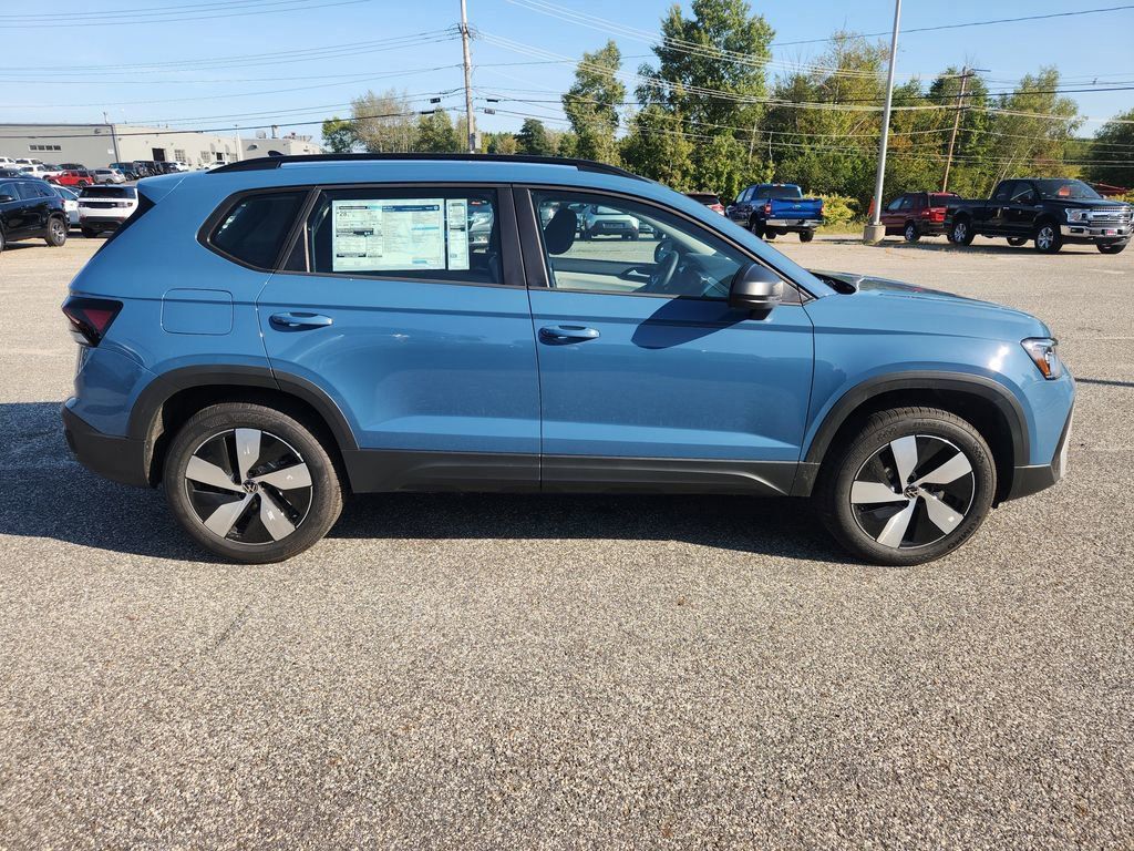2025 Volkswagen Taos S photo 5