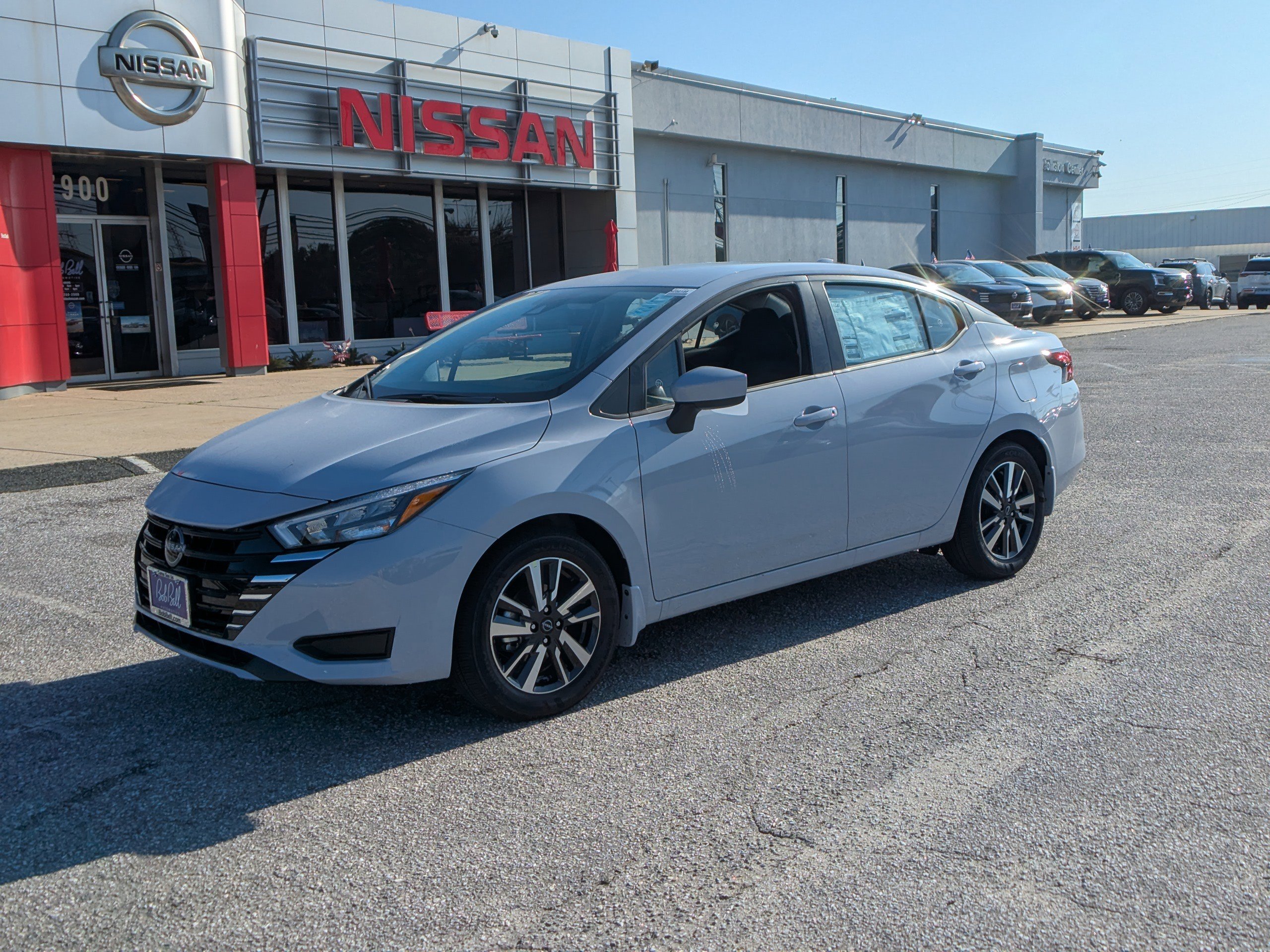 2025 Nissan Versa 1.6 SV photo 19