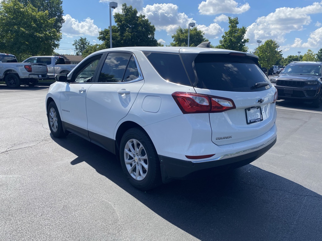 2021 Chevrolet Equinox LT photo 4