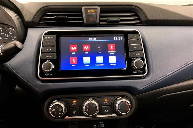 2025 Nissan Versa 1.6 SV photo 23